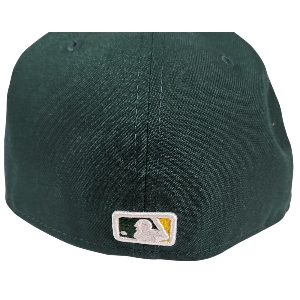 Supreme MLB Teams Box Logo New Era Oakland Athletics Size 7 1/8 Sealed - Picture 3 of 5